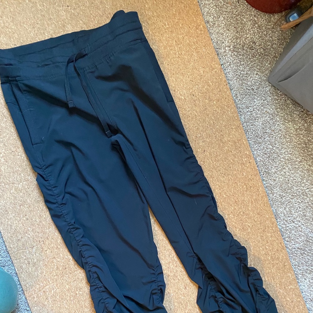 XS underarmor waterproof pants